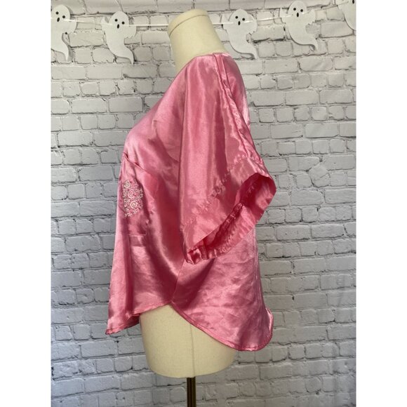 ⭐ 3/$15 Vintage Nicole Small Pink Satin Button Up Cropped PJ Short Set - Picture 3 of 11